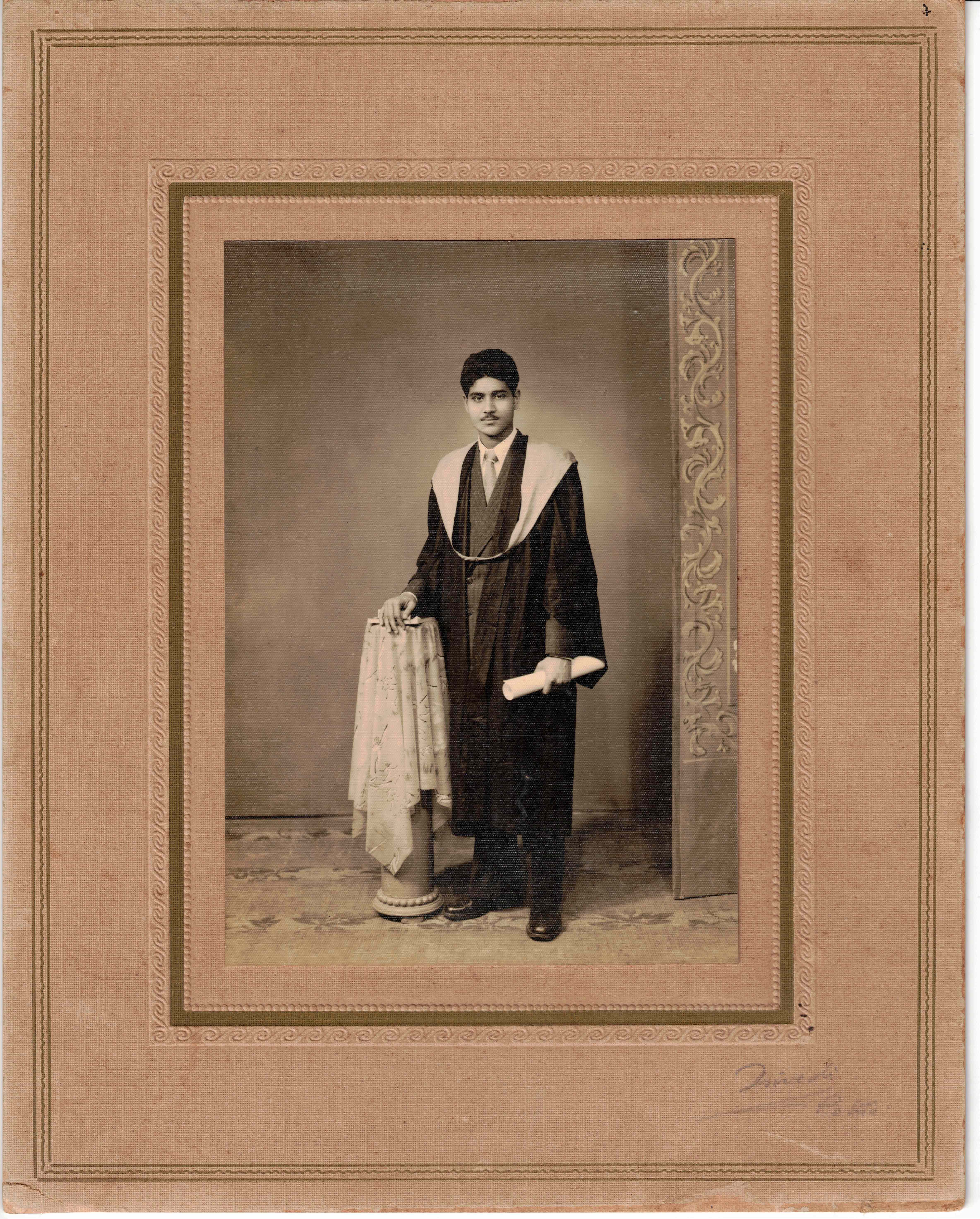Dr. Sharda Prasad Singh, MBBS.